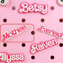 1 件可定制复古风格姓名牌包饰、个性化包饰、姓名标签、包饰、包标签、学校用品、返校、办公室、学校、教室、教师礼物、大学、同事、宿舍、老师、男孩和女孩、青少年、初中生、中学生、高中生、大学生、大学生、大一、大二、低年级学生、定制包袋配饰、街头休闲时尚 - 彩色 - 查看 25