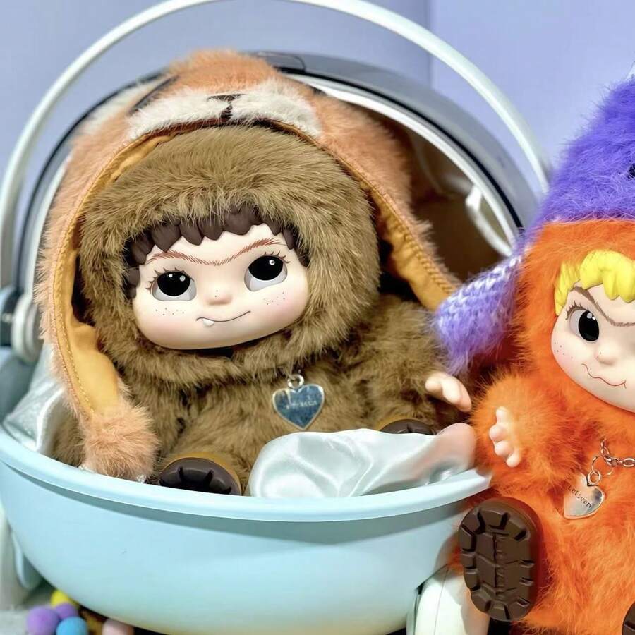 1pc WAKUKU Plush Doll Figurine, Party Series Collectible Figurine, Resin Doll Gift For Girls, [Random Style], Christmas Gift