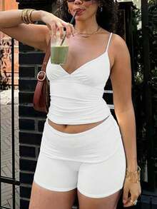 Bộ 2 áo hai dây và quần short trơn màu cho nữ, thời trang và gợi cảm - trắng - Xem 2