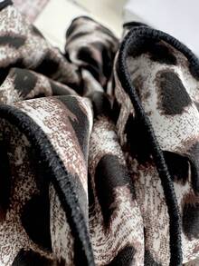 1pc Satin Soft Scrunchie With Card Slot, Extra Large Leopard Print Ruffle Elastic Hair Ties, Suitable For Bachelorette Party/Holiday/Wedding/Bridesmaid Gift, Women Damage-Free Hair Ties, Scrunchy Hair Ties, Bathing Makeup, Washing Face, Hair Accessories Ponytail Head Accessories Elastic Band - Multicolor - View 4