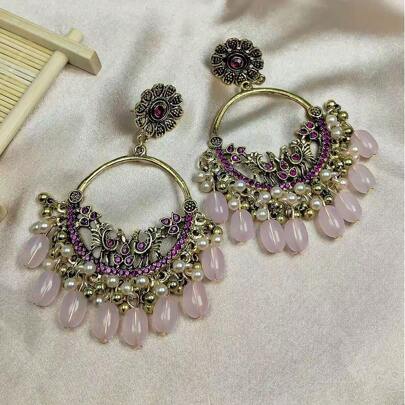 زوج من أقراط الحلقة المنقوشة بالراين بطراز بوهيمي فاخر مناسبة للارتداء اليومي (للأقراط تأثير مشوه قديم وهذا أمر طبيعي وليس موحد)