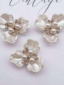 10pcs/20pcs/30pcs/40pcs/50pcs Faux Pearl & Rhinestone Decor, Clover Flower Design, Clothing, Hat, Dress DIY Decorative Buttons - White - View 7