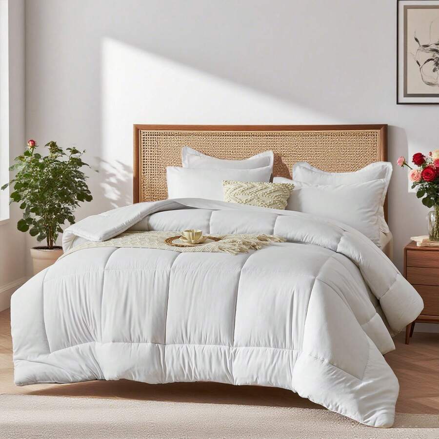 7Pcs/5Pcs Chic Bed Comforter Set, Designed With Geometric Quilting, Suitable For Hotel Bedroom Room Decor, Suitable For All Four Seasons, Soft And Comfortable Summer Bedding Set, Including 1 Comforter, 4 Pillowcases, 1 Flat Sheet And 1 Fitted Sheet.