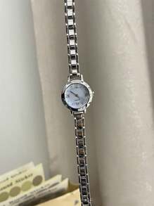 2025 Hochwertige Lässig Quarz Uhr für Frauen mit Edelstahlarmband, rundes Zifferblatt, Kratzfest für den täglichen Gebrauch