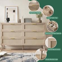 Cómoda de 6 cajones para dormitorio, de ratán natural con tiradores de metal dorado, estilo rústico con 5 patas resistentes para salón, recibidor y recibidor, de roble - Color de la madera - Ver 1