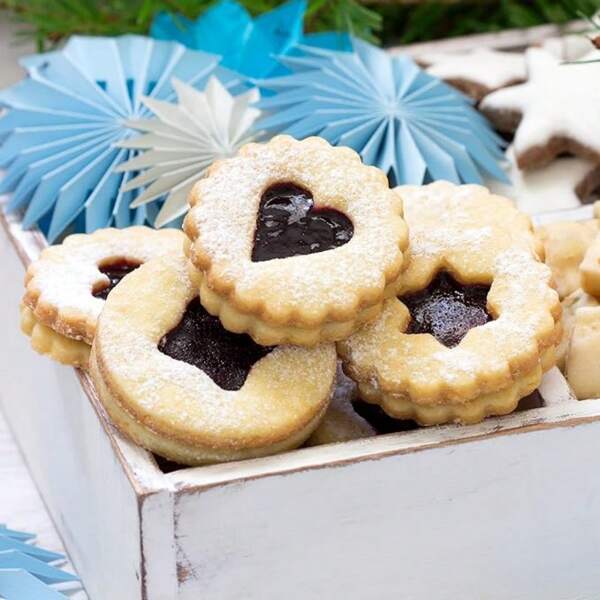 9pcs Cookie Cutter Set, Moon, Star, Heart, Round, Flower Shapes - Kitchen Baking Cookies Tools And Decoration For Valentine's Day, Easter, Birthday, Halloween, Christmas Party