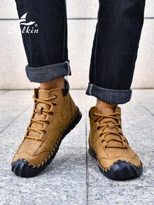 Salkin Botas de moda cosidas a mano para hombres, botas altas con cordones de color marrón simple y elegante, adecuadas para senderismo al aire libre, conducción y uso diario. Una opción imprescindible para hombres exitosos, con plantillas cómodas, suelas de goma duraderas y antideslizantes, y disponibles en varios colores y tallas