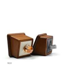 Oirlv 木质戒指架方形绒布戒指托盘情侣戒指展示架珠宝摄影道具求婚仪式氛围婚庆用品珠宝店展示架奢华格调 - 彩色 - 查看 7