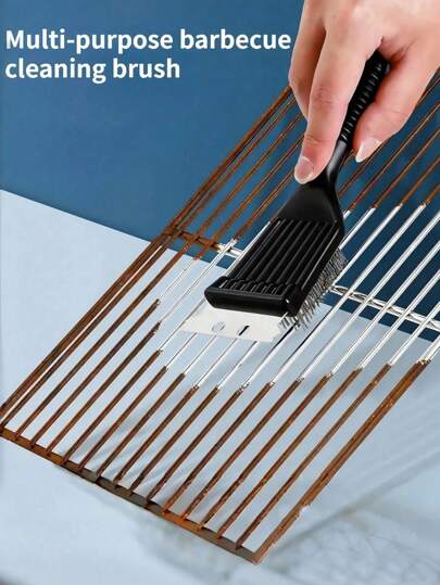 Escova de aço inoxidável resistente para grelha com raspador, 1 peça | Cerdas de latão extrafortes para grelhas de churrasco, grelhas de forno e utensílios de cozinha. Cabo resistente ao calor para limpeza de churrasqueiras, defumadores e utensílios de cozinha. Ferramenta de limpeza profunda à prova de ferrugem. Acessório essencial para cozinhar ao ar livre.