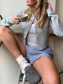 Plus Size Women Solid Color Long Sleeve Single-Breasted Casual Knitted Cardigan, Round Neck Shell Button Knit Sweater Jacket, Short Loose Comfortable Gray Sweater Top, Autumn/Winter - Grey - View 2