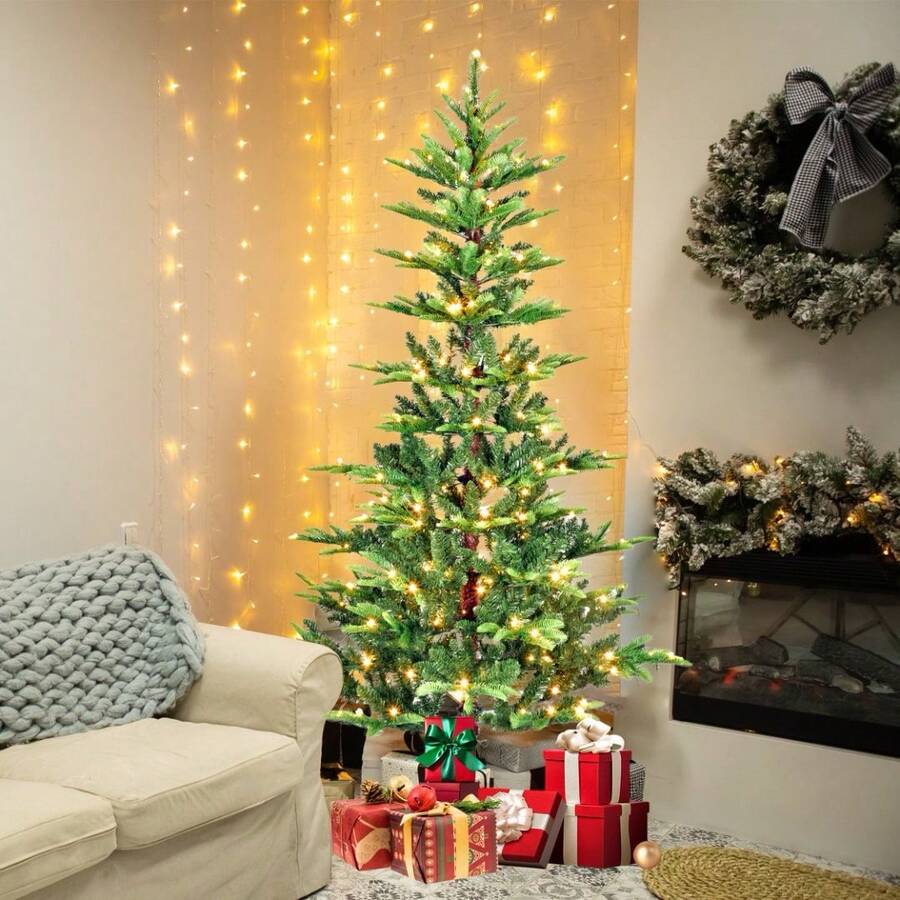 Artificial Warm White LED Christmas Tree, Including Four Size Options (4ft/5ft/6ft/7ft/), Made Of PE/PVE Mixed Material, Simulated Leaves, Equipped With A Sturdy Metal Frame, Suitable For Supermarkets, Cafes, Home Living Room Lights Christmas Holiday Decoration