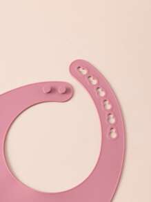 1 pezzo Bavaglino in silicone per neonati con stampa personalizzata del nome, set di stoviglie per neonati regolabile, regalo per neonati personalizzato, multifunzionale, decorativo, con lettere, elegante, moderno, colorato, carino, casual, personalizzato, unico, idea regalo perfetta per lui, idea regalo perfetta per lei, casual chic da strada