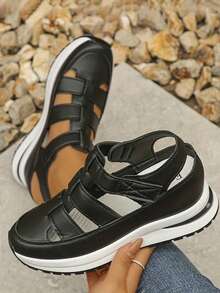 New Ladies' Casual Sandals In 2025. Solid-Color, Versatile And Fashionable T-Strap Ladies' Sandals. Elegant And Retro Roman T-Strap Sandals. - màu đen - Xem 1