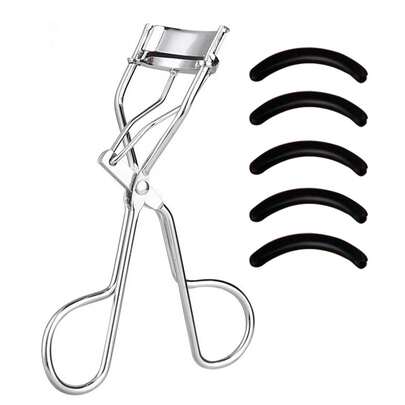 1个便携式银色睫毛夹，配有5个硅胶垫；1个不锈钢睫毛夹；持久定型，打造更大眼型；不伤睫毛；适合日常妆容；睫毛夹；化妆；价格实惠；房间装饰；梳妆台；旅行；卧室；化妆配件；睫毛夹；价格实惠；圣诞礼物；化妆品；化妆工具；便宜好物；礼物；女士礼物；圣诞礼物