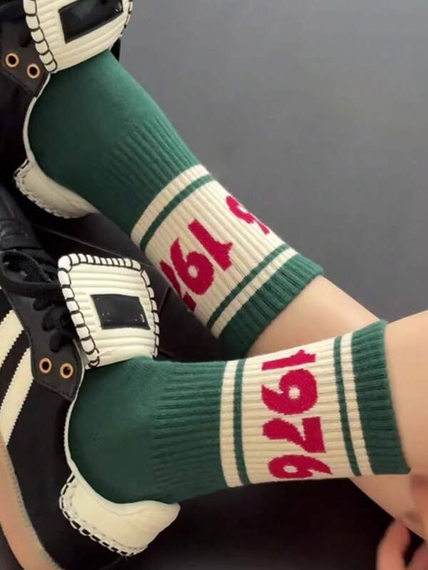5 Pairs Of Women's Mid-Calf Socks With Heart Pattern, Vintage Crew Socks For All Seasons, Random Colors,Back-To-School Season