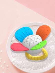 1 pezzo Giocattolo a sonaglino a fiore arcobaleno per bambini, sonaglino a fiore realistico e adorabile, allevia il prurito delle gengive per la masticazione, esercita le abilità manuali del bambino, regalo di compleanno e festività per neonati (colori parziali casuali)