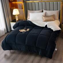 1pc Skin-Friendly Milk Velvet Quilt, Machine Washable, Soft & Comfortable, Suitable For All Seasons