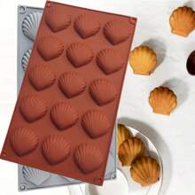 1 Piece - 15 Cups Of Silicone Baking Molds - Shell-Shaped Non-Stick, High-Temperature Resistant Up To 450°F, Reusable Muffin And Cupcake Trays, Suitable For Christmas, Halloween, Thanksgiving, Easter, Saint Patrick's Day - Durable Kitchen Tool Silicone Baking Pan For Home Cooks Christmas Christmas Decorations Christmas Pajamas Christmas Gifts Christmas Decor