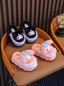 Sanrio 1 Pair New Kuromi Plush Home Slippers, Suitable For Children And Girls. These Slippers Are Warm And Comfortable For Autumn/Winter, With A Novel Design. Non-Slip And Wear-Resistant, Suitable For Indoor Wear At Home.