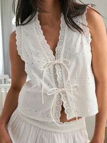 Women's Bow Tie Front Tank Tops Sleeveless V-Neck Eyelet Embroidery Vest Casual Summer Shirts Camisole Tops - 白色 - 查看 1