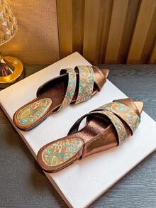 女士复古平底凉鞋，尖头，撞色设计，户外休闲度假凉鞋，春夏穿搭 - 棕色 - 查看 5