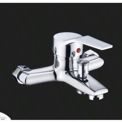 Grifo de ducha universal de agua fría y caliente, válvula mezcladora de calentador de agua eléctrico, grifo de bañera empotrado de 3 vías