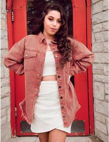 Vetinee Women's Oversized Button Up Frayed Hem Shacket Long Sleeve Pockets Denim Jean Jacket - 燒赭石 - 查看 5
