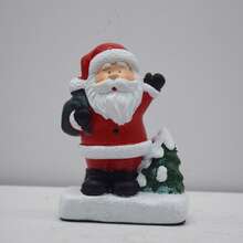 1 pièce Artisanat de Noël en résine Père Noël Petit chapeau court avec ruban rouge Décoration, style de luxe léger Ornement de vacances - Convient pour les cadeaux, la décoration de la maison, l'affichage multifonctionnel sur le bureau, la création d'une ambiance de maison et de cuisine, pendentifs artisanaux créatifs pour orner le porche ou l'arbre de Noël