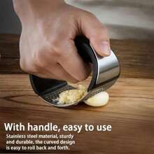Stainless Steel Garlic Masher, Manual Garlic Crusher, Multifunctional Kitchen Gadget For Pressing, Squeezing & Mashing Garlic