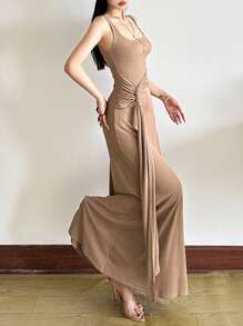 女式纯色方领修身腰带裹身中长连衣裙