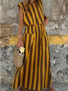 Elegant Leisure Vacation Woman's Striped Small Round Neck Double Pocket Long Dress