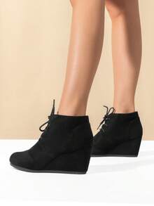 Women's Wedge Boots Casual Fashion Lace Up Low Heel Ankle Booties Shoes - Black - View 3