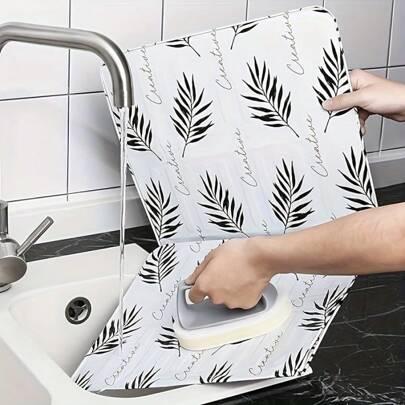 1pc Black & White Aluminum Foil Kitchen Splash Guard, Heat Resistant 33.27"X12.8", Oil & Stain Proof, Suitable For Gas Stove, Cactus Pattern Adds Modern Touch, Stove Protector & Decor Combo (May Have Wrinkles From Shipping)