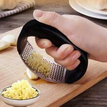 Stainless Steel Garlic Masher, Manual Garlic Crusher, Multifunctional Kitchen Gadget For Pressing, Squeezing & Mashing Garlic