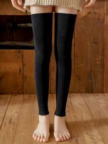 1双女士黑色保暖腿套，加厚保暖内衬，防寒过膝长筒袜，适合冬季穿着