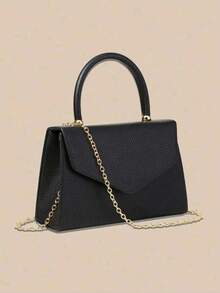 This Evening Bag Has A Certain Capacity, Which Can Hold Personal Items Such As Mobile Phones, Wallets, And Cosmetics. The Handheld Design Is Convenient To Hold.