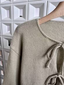 [Áo] Áo khoác cardigan tay dài xoắn phía trước màu trơn, tối giản, trang phục công sở, cổ điển, đơn giản, phong cách Pháp, áo khoác cardigan dệt kim màu trơn buộc eo phía trước cho nữ, có thể mặc ngoài áo cánh, áo khoác cardigan cỡ lớn dễ thương - Màu Khaki - Xem 6