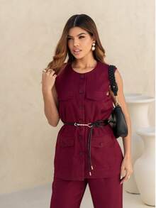 Conjunto alfaiataria premium  Colete com bolsos frontais  Fechamento por botões, acompanha cinto e forrado. Calça com fechamento por zíper e botão - Vinho - Visão 3