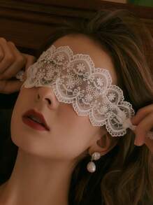 1pc Solid Color Lace Flower Masquerade Eye Mask, Elastic Headband, Soft Inner Layer, Lace Decorated Face Mask, Couples Role-Playing Kit, Suitable For Romantic Nights, Sexy Parties