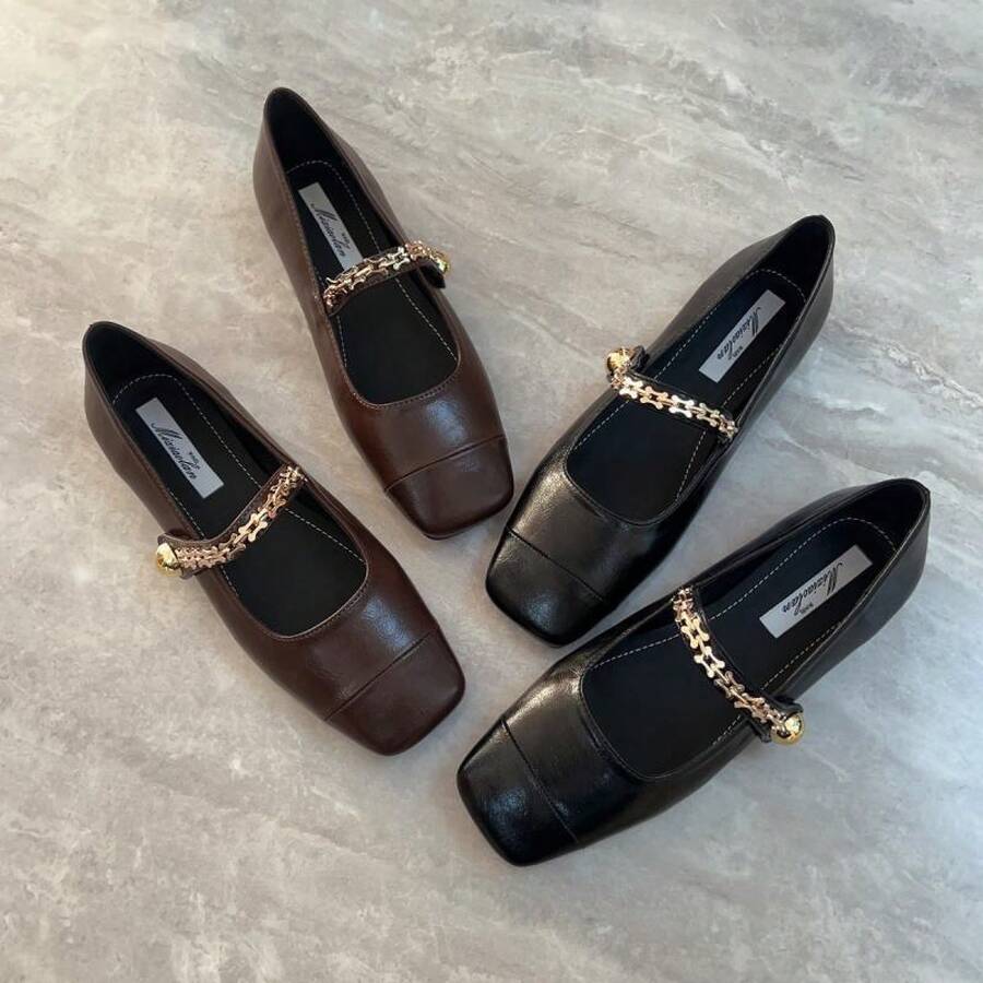 Women Flats - Black - View 1