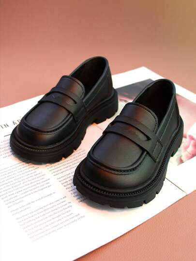 1 Pair Kids Slip-On Loafers, Leather Upper, Casual Low-Top Shoes For Boys And Girls, Comfortable Round Toe Design, Suitable For Casual Outfits And Daily Wear, Suitable For Teenagers And Children