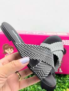 Girls' Flat Sandals, Slide Molekinha, Comfortable Youth - Kepang Hitam - View 3
