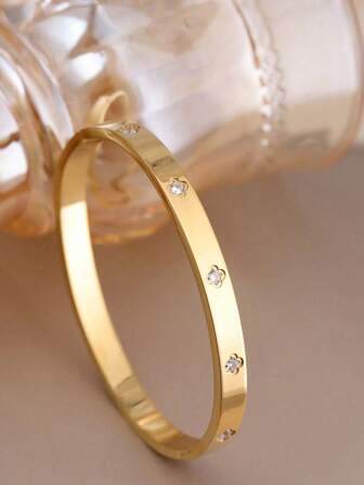 1 Teen Stainless Steel Nail Bracelet