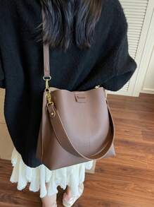 新款时尚小众时尚休闲百搭水桶包，复古经典高品质宽肩带女士单肩包，斜挎包适合工作、约会、购物、日常使用 - 咖啡 - 查看 6