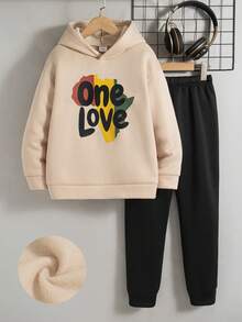 两件套男童休闲时尚字母印花落肩连帽卫衣和裤子套装，带保暖内衬连帽卫衣和裤子，适合秋冬季穿着 - 卡其色 - 查看 1