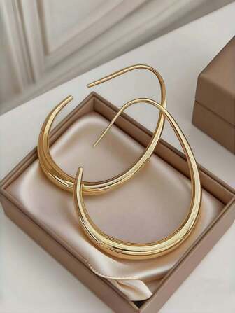 Lightweight Teardrop Hoop Earrings For Women, Bright And Shiny Gold Plated Large Oval Pull Through Hoop Earrings High Polished Statement Jewelry Gift For Women Teen Girls  Simple U-Shaped Hoop Earrings For Women