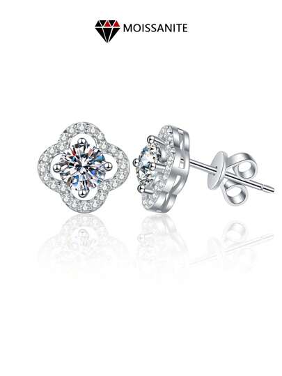 LOVESSOM Un pendentif collier avec chaîne clavicule en argent sterling 925 avec un moissanite de 1 carat en forme de trèfle à quatre feuilles. Cadeau pour l'été, l'école, l'anniversaire, le mariage, les fiançailles, la mariée. Bijou cadeau pour épouse, petite amie, meilleure amie, sœur, ami. Cadeau d'anniversaire
