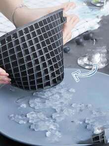 1Pc Small Square Ice Mold With 160 Cubes In Silicone, Mini Square Ice, Ice Mold, Ice Maker, Chocolate Making, With Good Cold Resistance And Durability, Mold For Ice Cubes, Custard Or Pudding, Suitable For Home Use, Bar And Other Places, Easy To Use