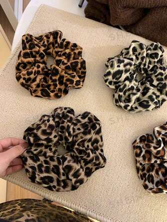 1pc Plus Size Leopard Print Scrunchie, New Korean Y2K Baddie Hair Tie, Hair Accessory, For Women, Hair Tools, Beauty Accessories, Curly For Women, Fall, Travel, Hair Tools, Accessories Women, Hair Stuff, Fall, Women, Hair Tools, Hair Stuff, Stuff, Beauty Accessories, Gifts, Travel, Gifts For Women, Hair Stuff, For Women, Stocking Fillers, Stocking Stuffers For Adults, Stocking Fillers For Adult, Hair Stuff, Women's Accessories, Stocking Stuffer, Coming-Of-Age Hair Accessory, Gift Ideas For Women, Beauty Stocking Fillers, Gifts For Women