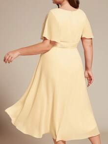 EVERPRETTY Plus Size Elegant Chiffon Round Neck Short Sleeve High-Low Hem Bridesmaid Dress, High Waist Design Wedding Guest Dress, Wedding Dress, Formal Dress For Special Occasion Party Spring - Yellow - View 3
